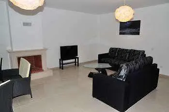 Residencia Astramar * باليال